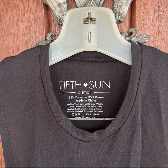 Fifth Sun Black Sleeveless Top - Picture 3 of 3